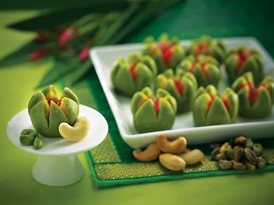 Kaju Pista Flower