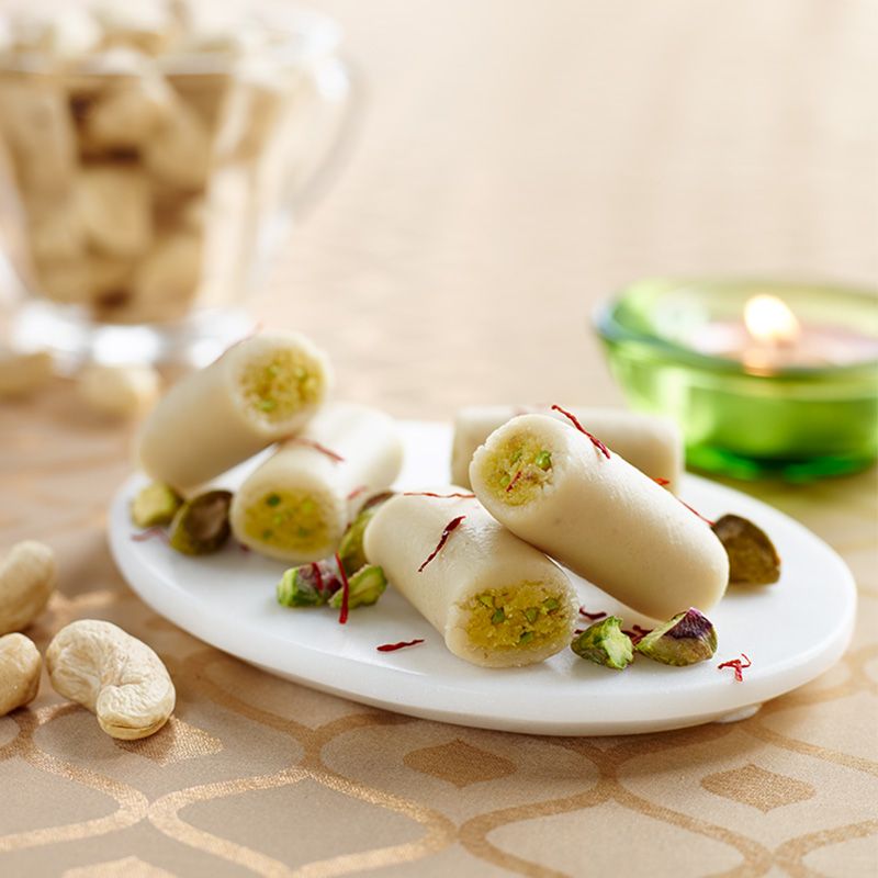 Kaju Pista Roll